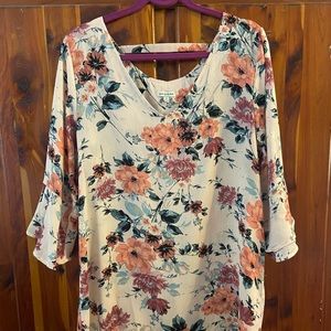 EUC Seven Forty Two Flowing Blouse